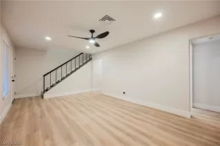 Photo #3: 2757642 Listing 