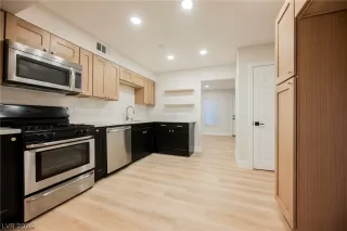 Photo #4: 2757642 Listing 