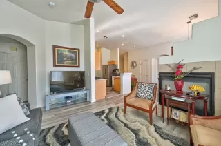 Photo #6: 2757708 Listing 