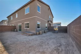 Photo #3: 2757758 Listing