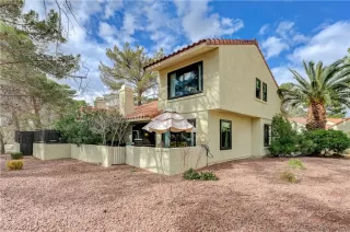 Photo #3: 2757784 Listing