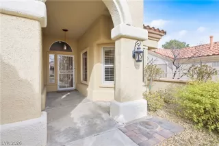 Photo #3: 2757788 Listing