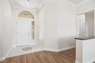 Photo #4: 2757788 Listing