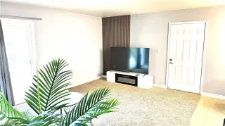 Photo #2: 2757791 Listing 