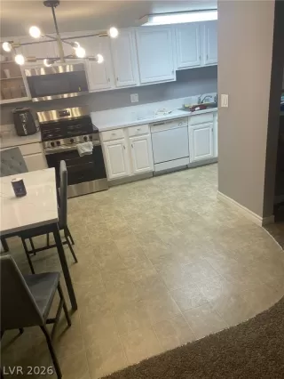 Photo #4: 2757791 Listing 