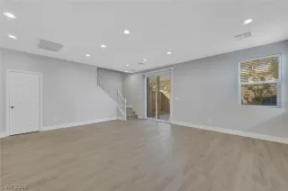 Photo #6: 2757810 Listing 