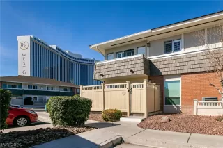 Photo #1: 2757819 Listing 