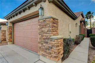 Photo #2: 2757826 Listing 