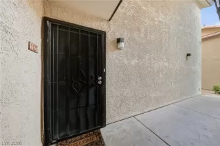 Photo #5: 2757850 Listing 