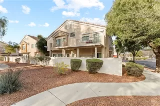 Photo #3: 2757884 Listing 