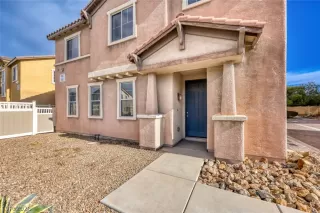 Photo #1: 2757890 Listing