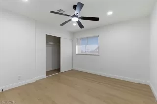 Photo #6: 2757943 Listing