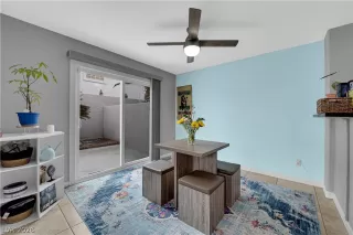 Photo #5: 2757957 Listing