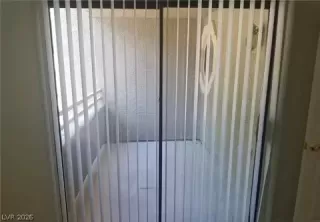 Photo #3: 2758006 Listing 