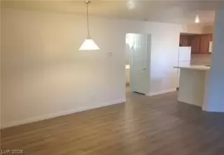 Photo #4: 2758006 Listing 