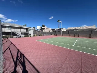 Photo #3: 2758013 Listing