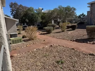 Photo #4: 2758013 Listing