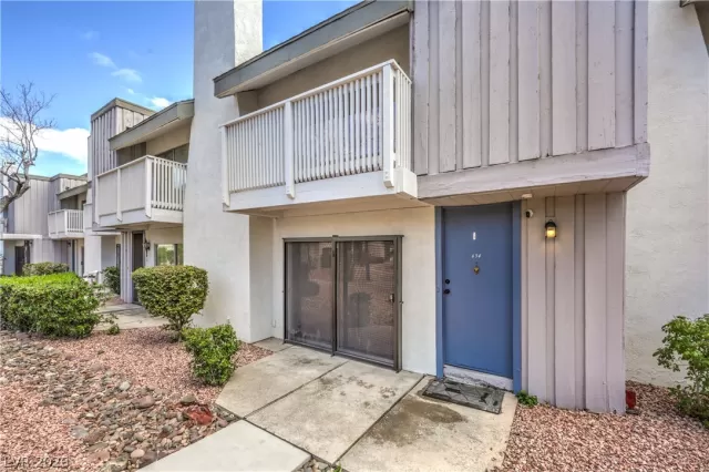 MLS: 2758028 Condo For Sale