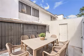 Photo #6: 2758028 Listing 