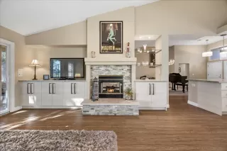 Photo #4: 2758047 Listing