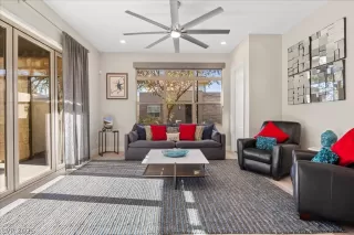 Photo #6: 2758080 Listing