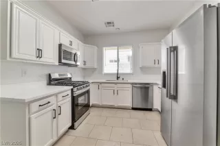 Photo #6: 2758081 Listing