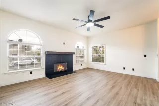 Photo #3: 2758088 Listing 