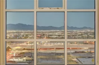 Photo #3: 2758090 Listing 