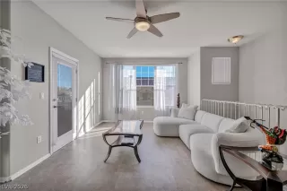 Photo #5: 2758099 Listing 