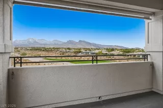 Photo #5: 2758103 Listing