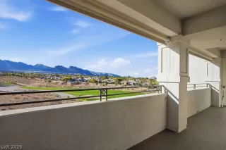 Photo #6: 2758103 Listing