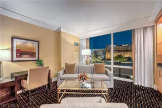 Photo #2: 2758115 Listing