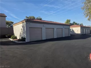 Photo #1: 2758179 Listing