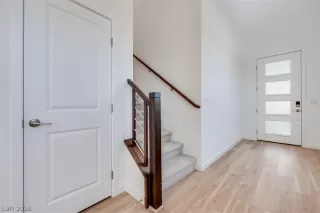 Photo #3: 2758231 Listing