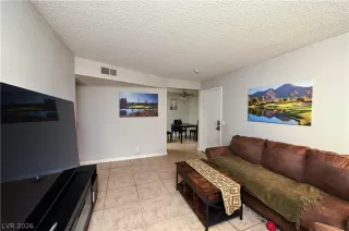 Photo #3: 2758261 Listing 