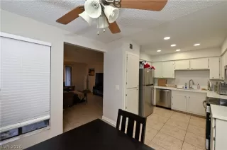 Photo #4: 2758261 Listing 