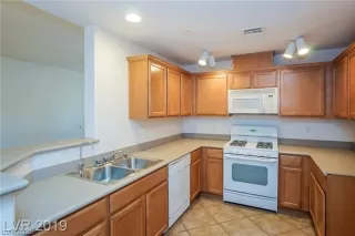 Photo #3: 2758262 Listing 