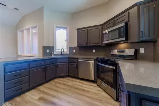 Photo #5: 2758284 Listing 