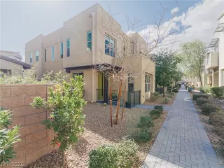 Photo #1: 2758304 Listing 