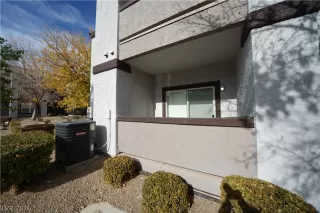 Photo #2: 2758370 Listing 