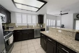 Photo #1: 2758397 Listing