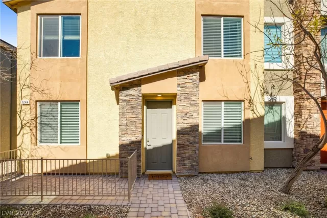 MLS: 2758410 Condo For Sale