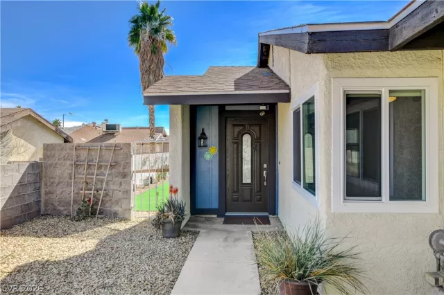 MLS: 2758438 Condo For Sale