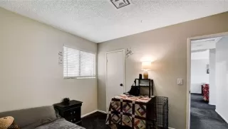 Photo #3: 2758440 Listing 