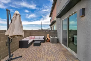 Photo #5: 2758512 Listing