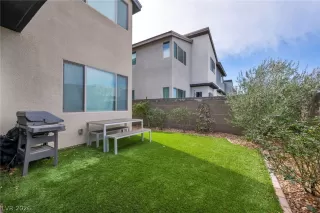 Photo #6: 2758512 Listing