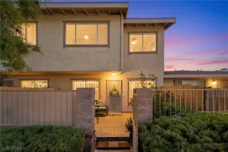 Photo #2: 2758518 Listing 