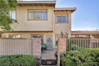 Photo #4: 2758518 Listing 