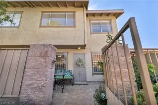 Photo #5: 2758518 Listing 