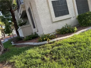 Photo #1: 2758540 Listing 